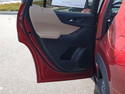 New 2026 Chevrolet Equinox ACTIV w/ Safety and Technology Package image 35