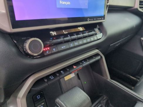 Used 2024 Toyota Tundra Limited image 22