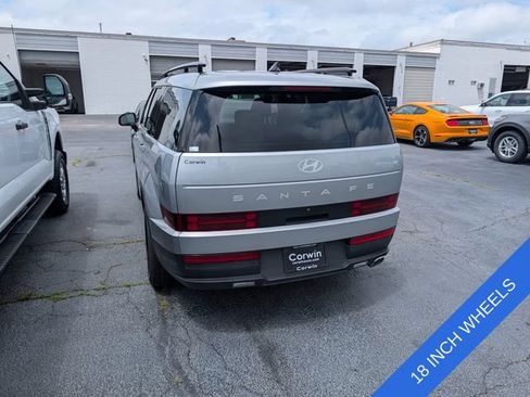Used 2025 Hyundai Santa Fe SEL FWD image 7