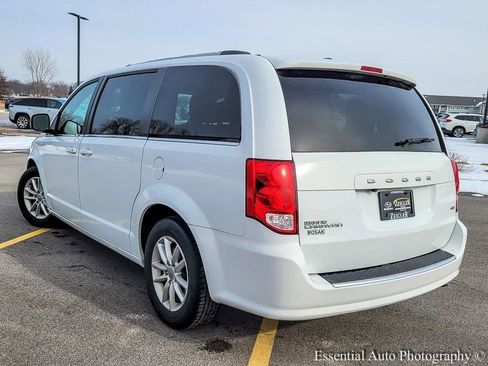 Used 2019 Dodge Grand Caravan SXT image 6