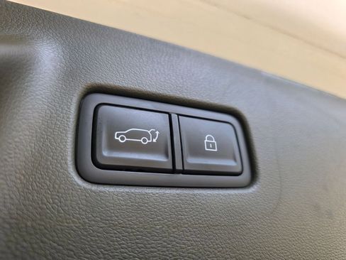 Used 2025 Hyundai Santa Fe Calligraphy FWD image 8