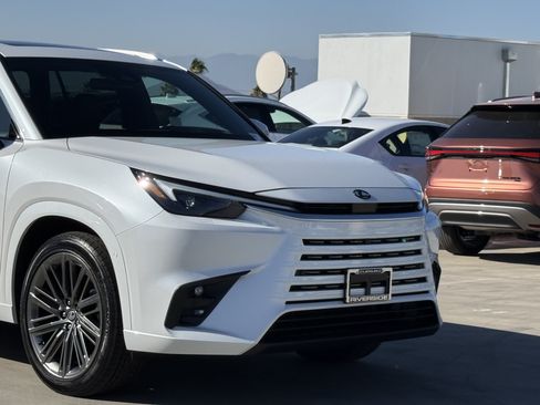 New 2026 Lexus TX 350 AWD image 3