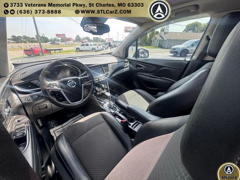 Used 2018 Buick Encore Sport Touring FWD image 10