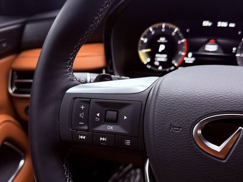 Certified 2026 INFINITI QX60 Autograph w/ Dark Cargo Package image 17