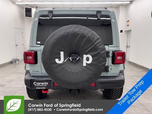 Used 2024 Jeep Wrangler Unlimited Rubicon image 4