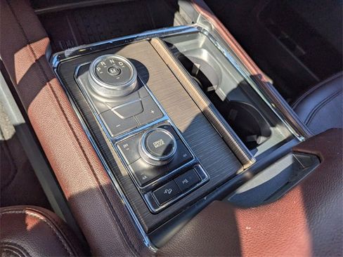 Used 2023 Ford Expedition Max Limited image 30