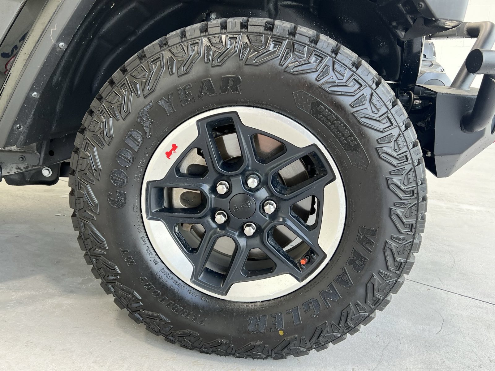 Used 2022 Jeep Wrangler Unlimited Rubicon w/ Steel Bumper Group AWD/4WD image 10