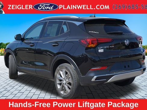 Used 2023 Buick Encore GX Essence w/ Experience Buick Package AWD/4WD image 3