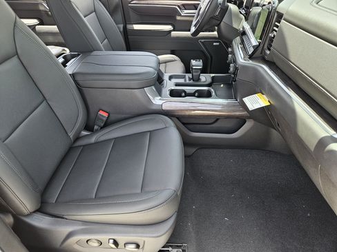 New 2026 Chevrolet Silverado 1500 LTZ w/ Technology Package AWD/4WD image 10
