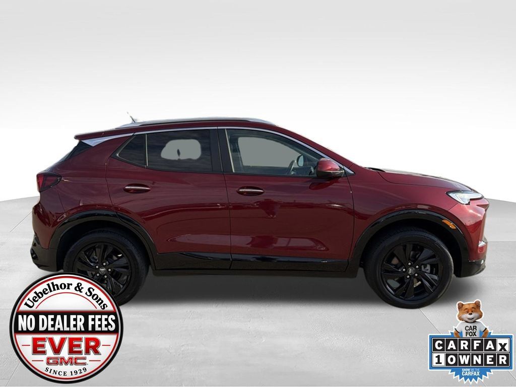 Used 2024 Buick Encore GX Sport Touring AWD/4WD image 3