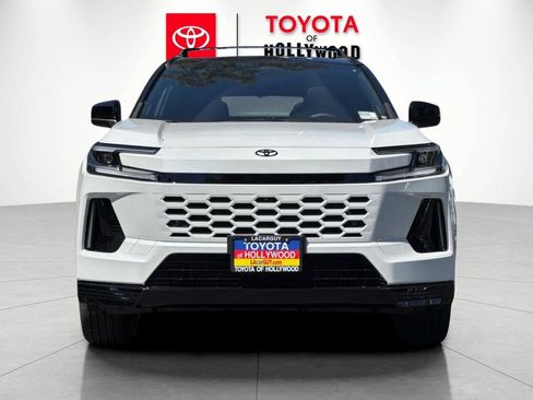 New 2026 Toyota RAV4 XSE AWD/4WD image 8