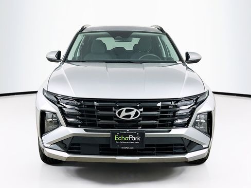 Used 2025 Hyundai Tucson SEL FWD image 2