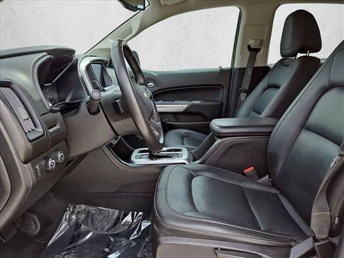 Used 2019 Chevrolet Colorado LT w/ Redline Special Edition AWD/4WD image 15