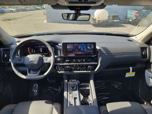 New 2026 Nissan Pathfinder Platinum w/ Cargo Package image 22