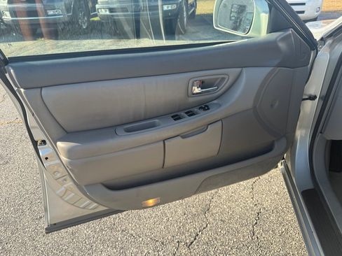 Used 2003 Toyota Avalon XL image 11