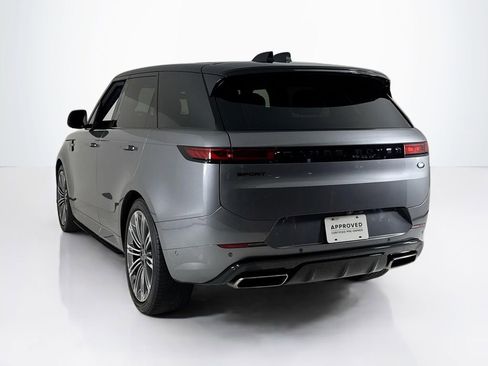 Used 2023 Land Rover Range Rover Sport SE Dynamic image 3