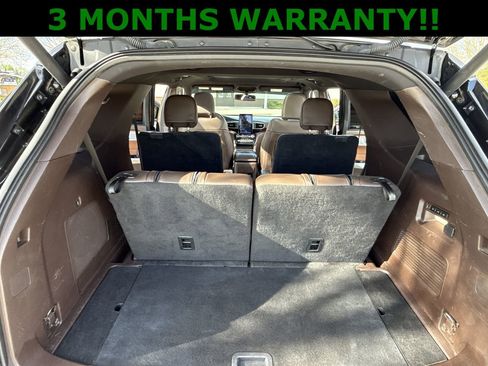 Used 2022 Ford Explorer King Ranch w/ Premium Technology Package image 25