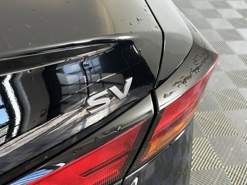 Used 2024 Nissan Altima 2.5 SV image 17