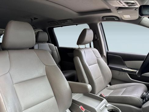 Used 2014 Honda Odyssey EX-L image 31