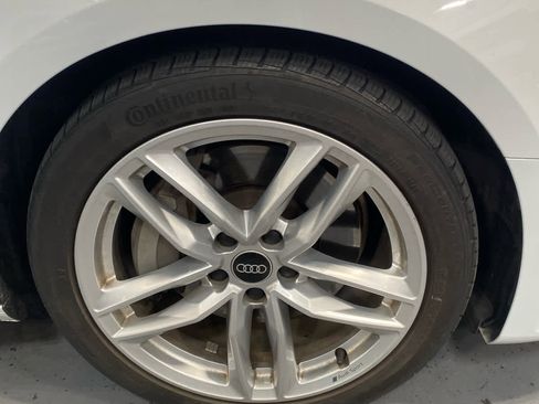 Used 2022 Audi A4 2.0T Premium Plus w/ Premium Plus Package image 3