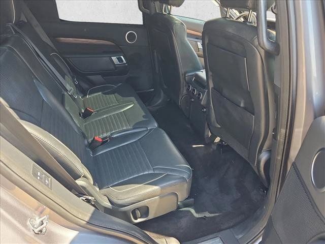 Used 2020 Land Rover Discovery HSE AWD/4WD image 21