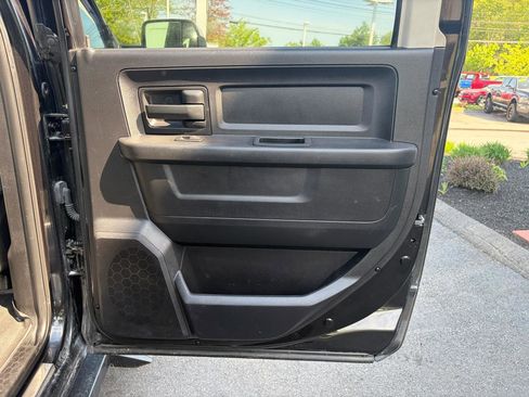 Used 2016 RAM 2500 Tradesman w/ Chrome Appearance Group AWD/4WD image 38