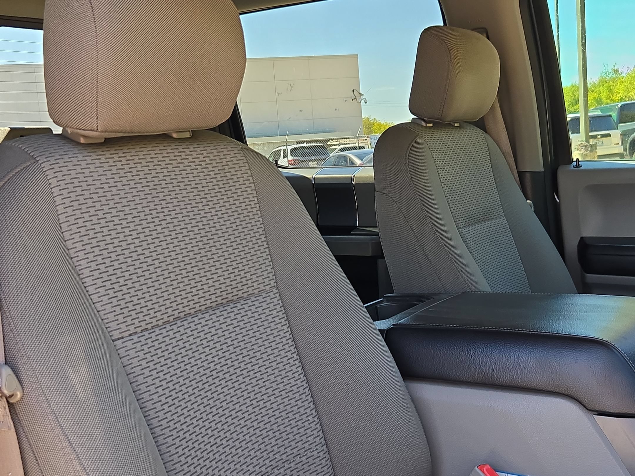 Used 2018 Ford F150 XLT w/ Equipment Group 302A Luxury RWD image 29