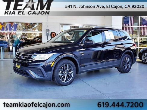 Used 2023 Volkswagen Tiguan SE image 5