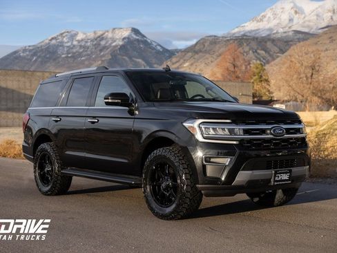 Used 2024 Ford Expedition Limited AWD/4WD image 1