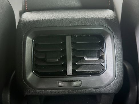 Used 2024 Volkswagen Tiguan Wolfsburg Edition image 28