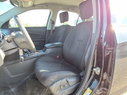 Used 2014 Chevrolet Equinox LS image 9