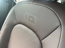 New 2025 Volkswagen ID. Buzz Pro S RWD image 18