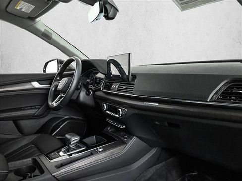 Used 2023 Audi Q5 2.0T Premium Plus w/ Premium Plus Package AWD/4WD image 23