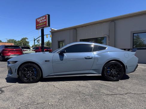 Used 2024 Ford Mustang GT Premium w/ GT Performance Package RWD image 5