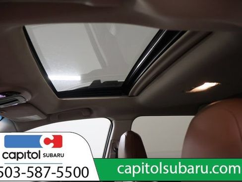 Used 2022 Subaru Outback Touring AWD/4WD image 14