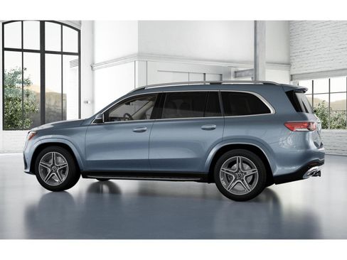 New 2026 Mercedes-Benz GLS 450 4MATIC image 32