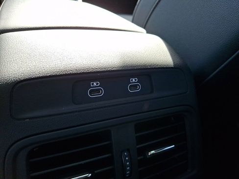 Certified 2025 Audi Q5 Premium w/ Convenience Package image 11