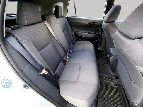 Certified 2026 Toyota Corolla Cross LE FWD image 19