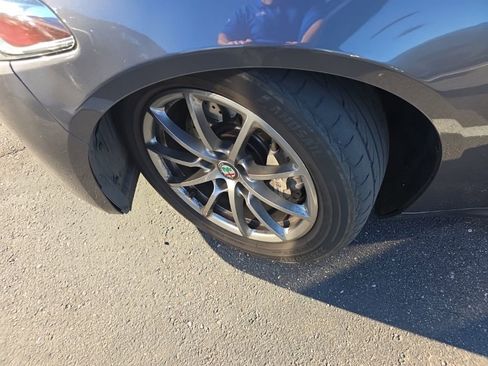 Used 2019 Alfa Romeo Giulia image 12