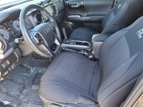 Used 2021 Toyota Tacoma 4x4 Double Cab image 10