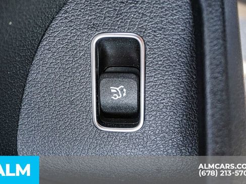 Used 2025 Mercedes-Benz GLE 350 4MATIC image 52