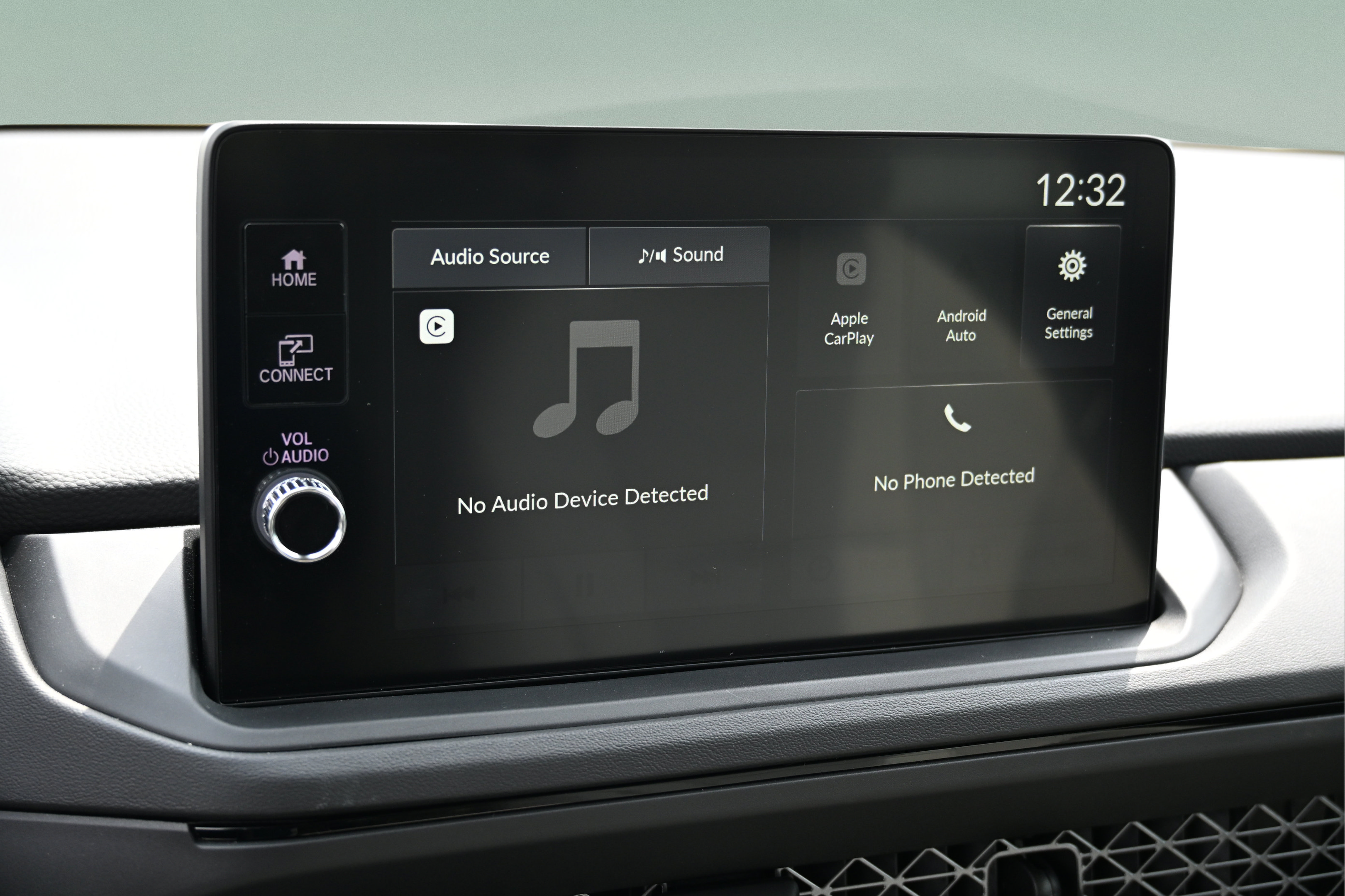 Used 2026 Honda Accord SE image 25