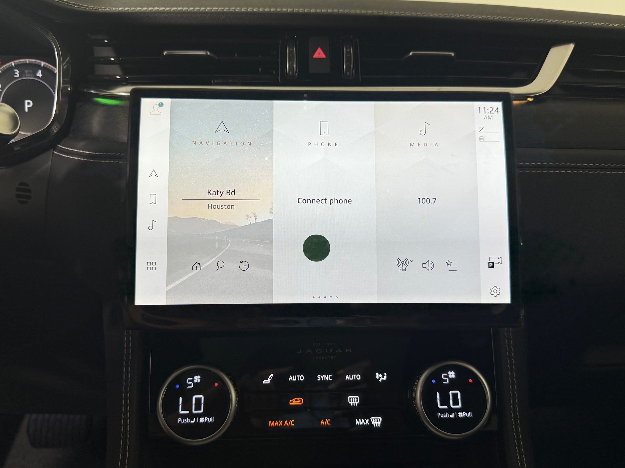 New 2026 Jaguar F-PACE R-Dynamic S AWD/4WD image 18