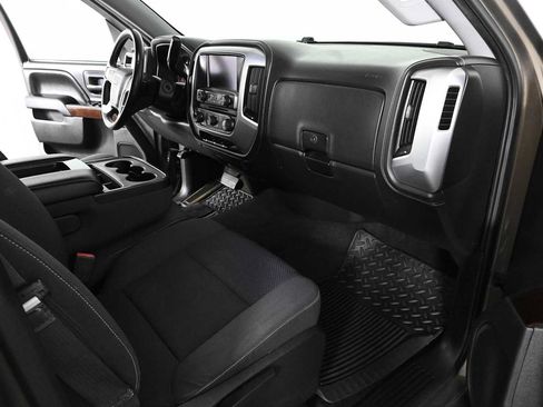 Used 2015 GMC Sierra 1500 SLE w/ SLE Value Package RWD image 9
