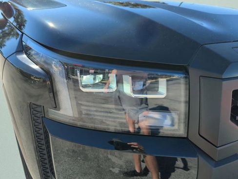 New 2026 Nissan Frontier S image 13