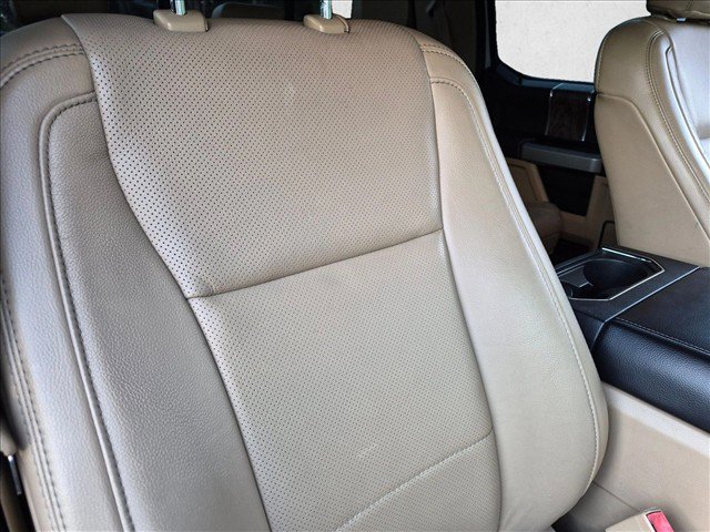 Used 2017 Ford F250 Lariat w/ Lariat Value Package AWD/4WD image 17