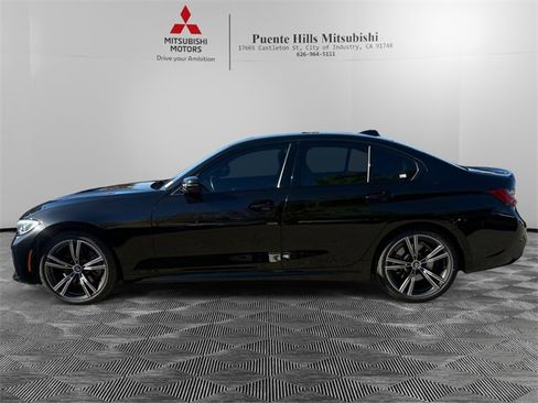 Used 2022 BMW 330i xDrive Sedan w/ M Sport Package image 8