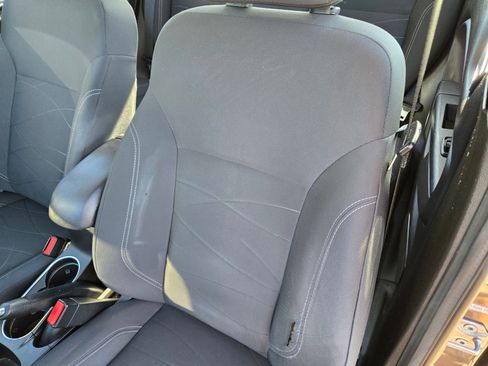 Used 2015 Ford Fiesta SE FWD image 20