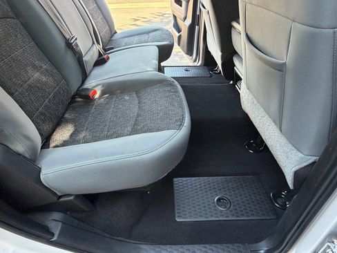 Used 2019 RAM 1500 Big Horn AWD/4WD image 25