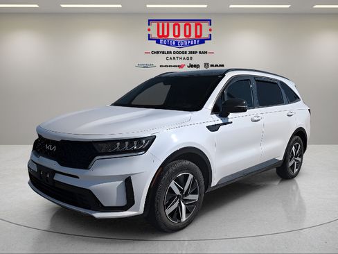 Used 2023 Kia Sorento S w/ Panoramic Sunroof Package FWD image 13